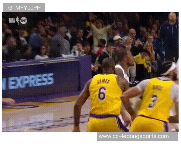 湖人火锅盛宴全场封盖12次最后时刻连封锡安展现防守威力